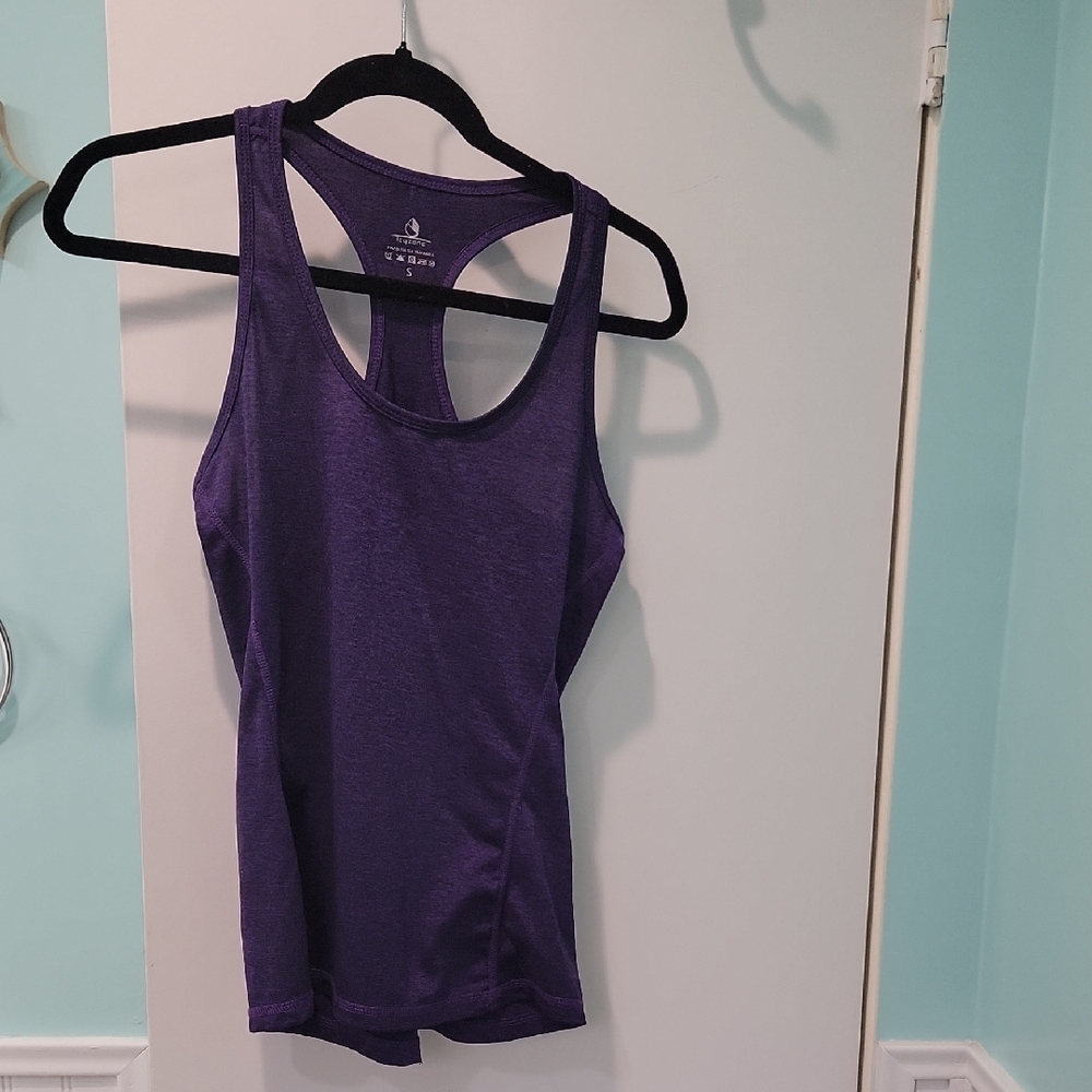 Fitted Sleeveless Purple Tank Top